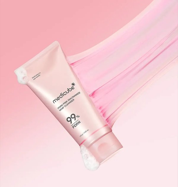 MEDICUBE - PDRN Pink Niacinamide Whip Cleanser - 120 g