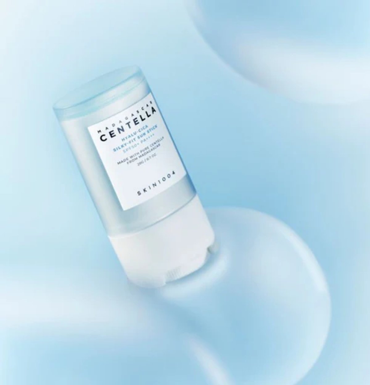 SKIN1004 - Madagascar Centella  Hyalu-Cica Silky-Fit Sun Stick SPF50+ PA++++ - 20g - 2