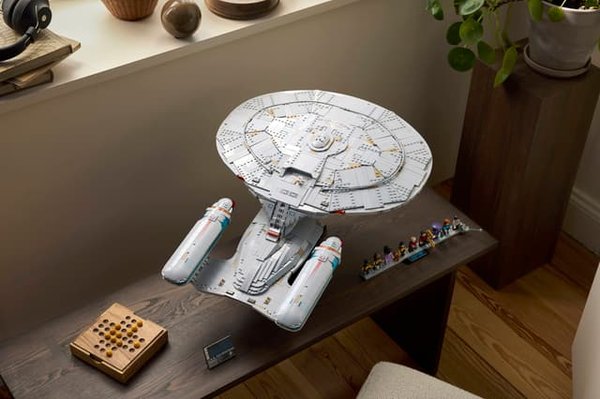 Star Trek: U.S.S. Enterprise NCC-1701-D