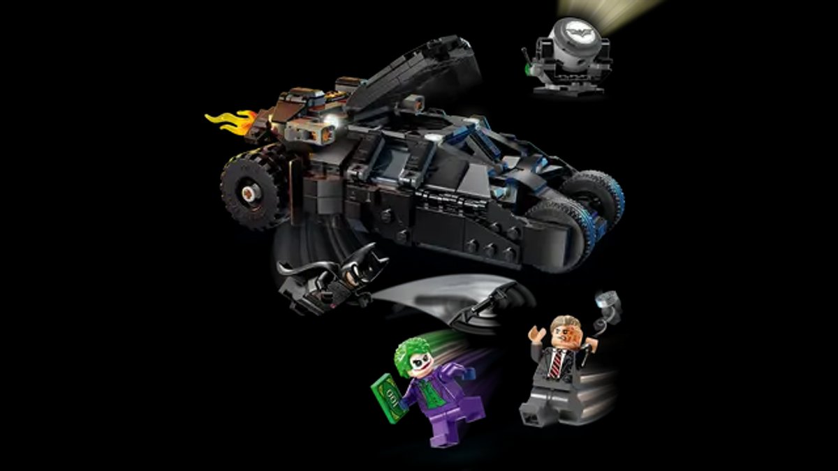 Batman: Tumbler vs. Two Face & Joker - 3