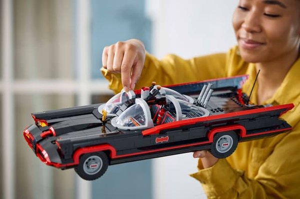 Batman The Classic TV Series: Batmobile 