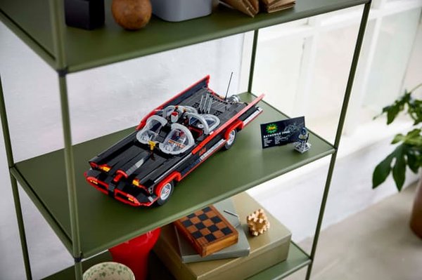 Batman The Classic TV Series: Batmobile 