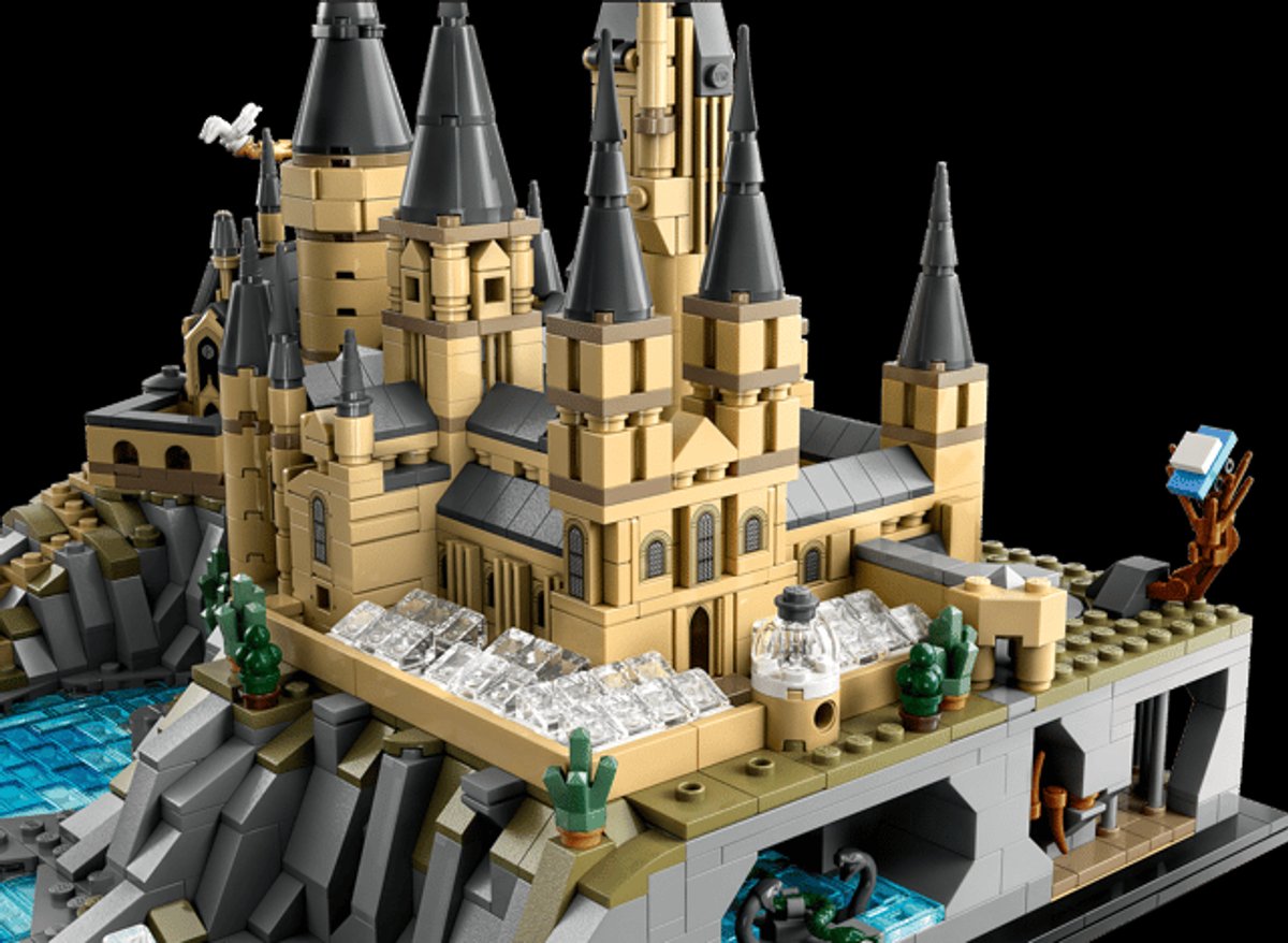 Hogwarts Castle & Grounds  - 5