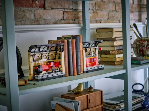 Hogwarts Express Book Nook