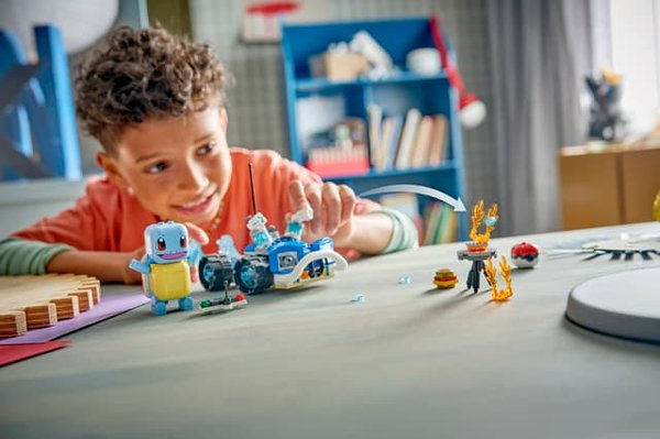 SMART Play: Trainer's Buggy Adventure with Squirtle
