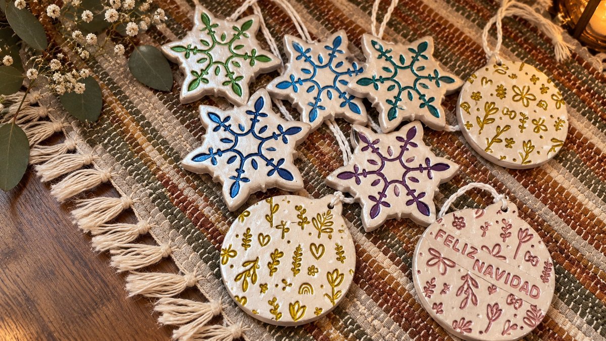 Adornos de cerámica Navideños
