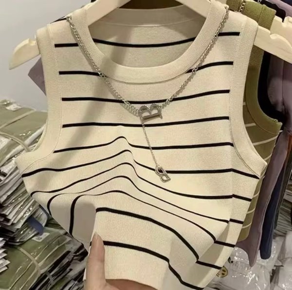 Suéter elastizado a rayas