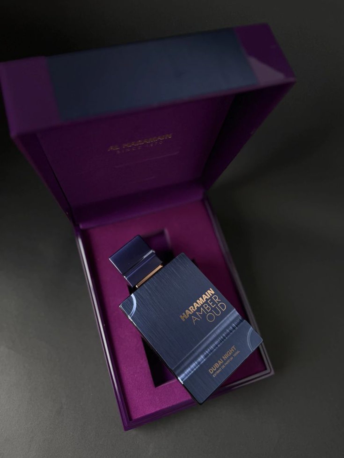 Amber oud dubai night