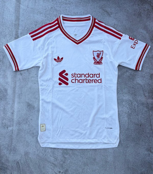 26/27 Liverpool Visitante