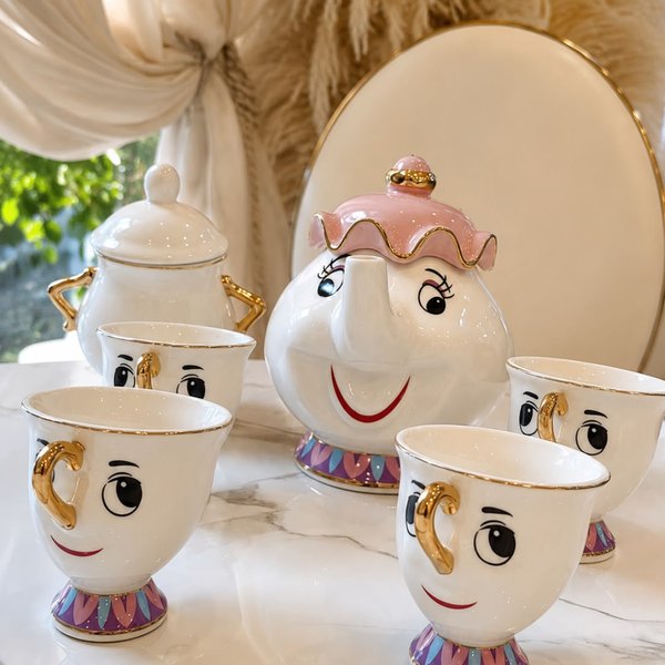 Juego de Tetera Tazas y Azucarera Madame Samovar y Chip – La Bella y la Bestia Disney