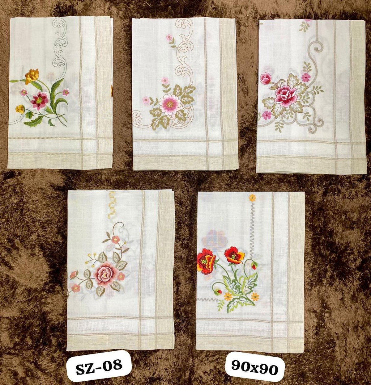 Camino de Mesa Bordado con Encaje 🍎🌸 - 6