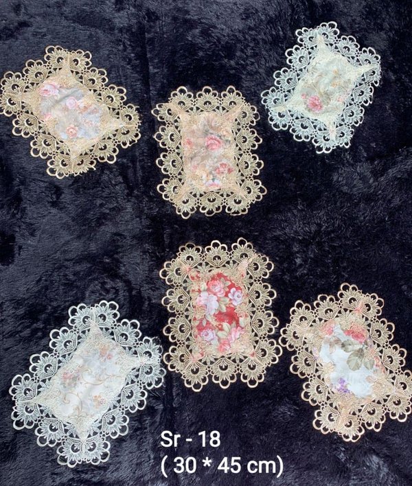 Camino de Mesa Bordado con Encaje 🍎🌸