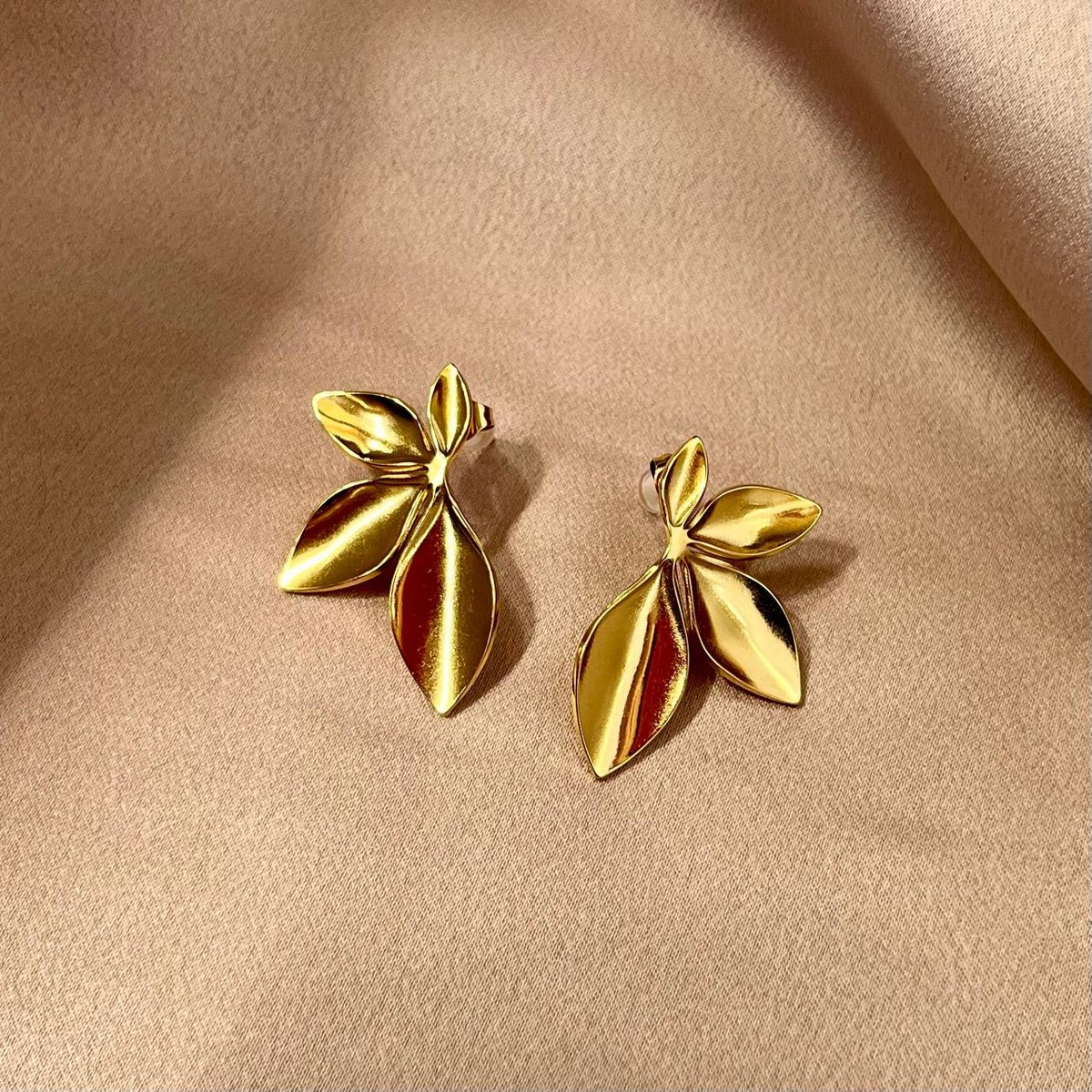 Hojas asimétricas - 3