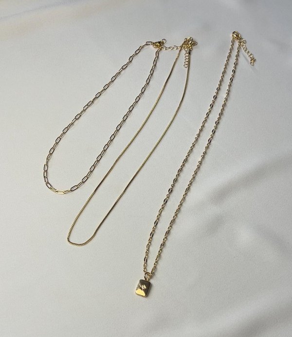 Set de 3 collares dorados