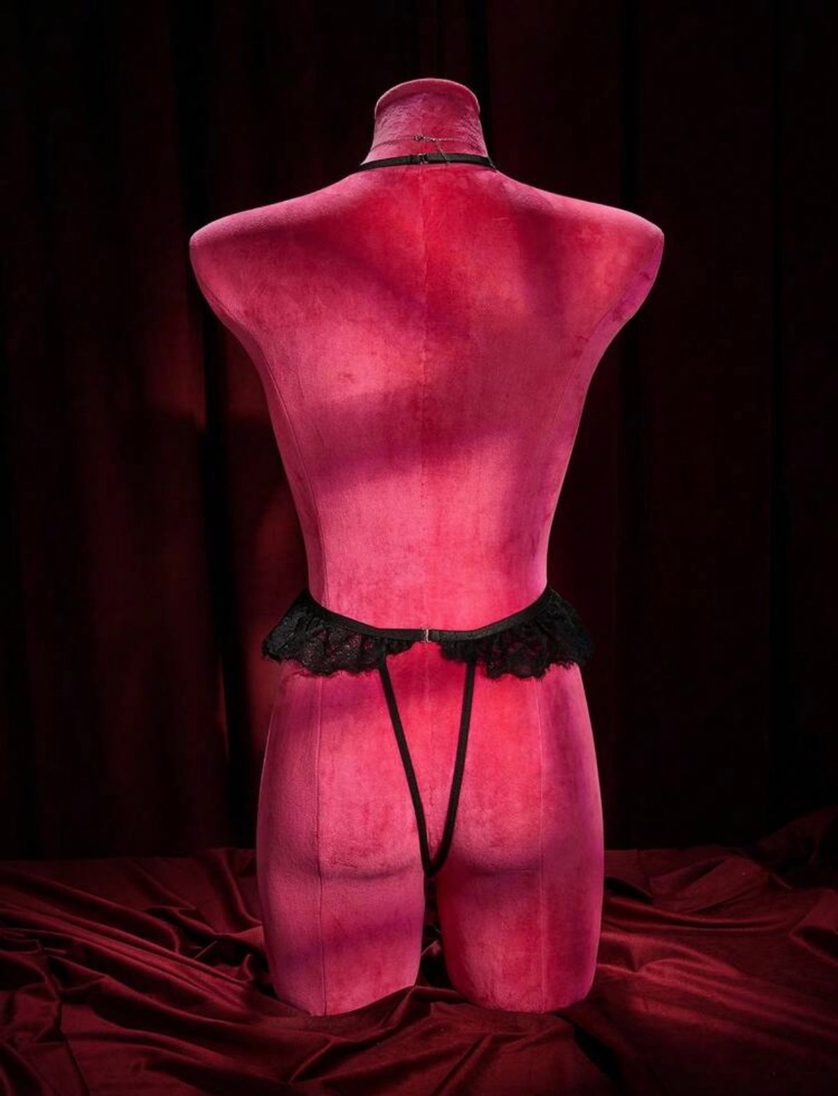 Body de encaje y abertura - 2