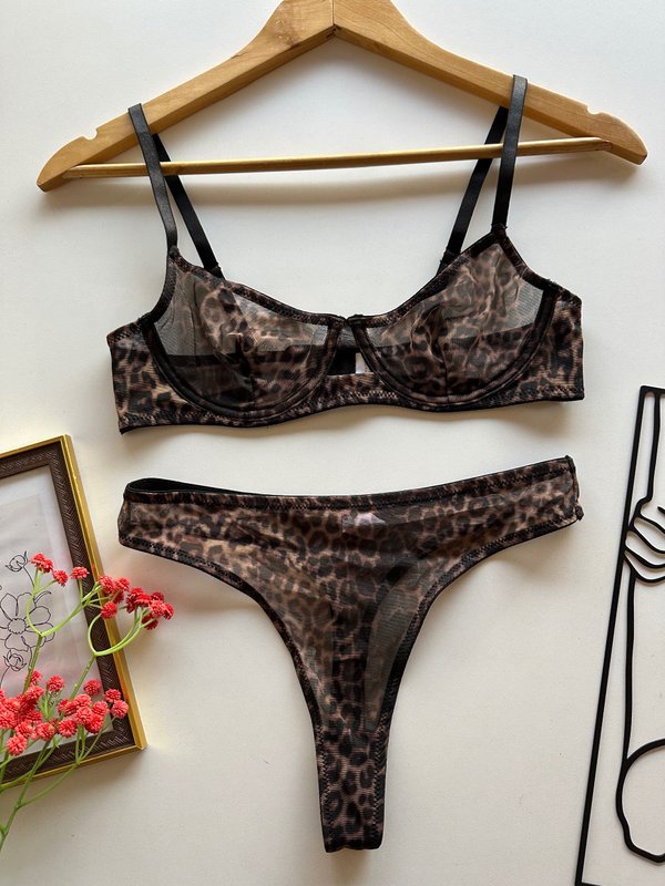 Conjunto animal print 