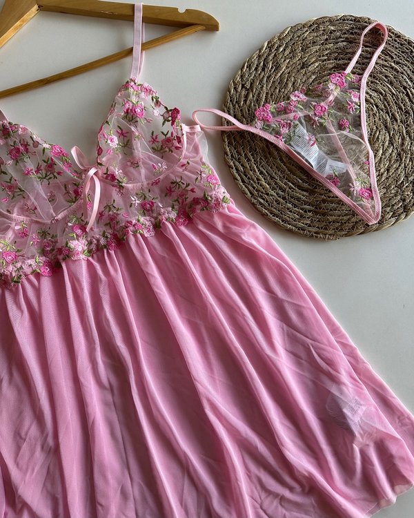 Babydol de tul y bordados florales