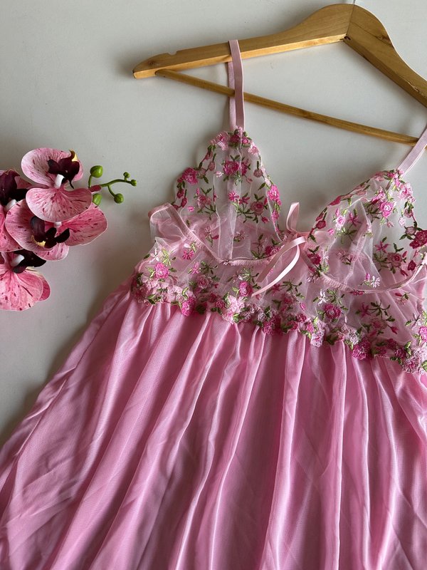 Babydol de tul y bordados florales