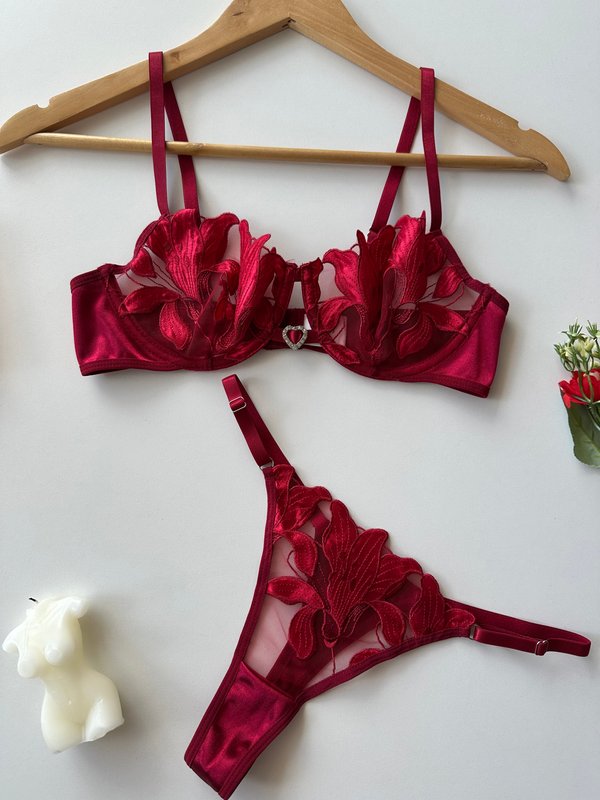 Conjunto Annie bordo 