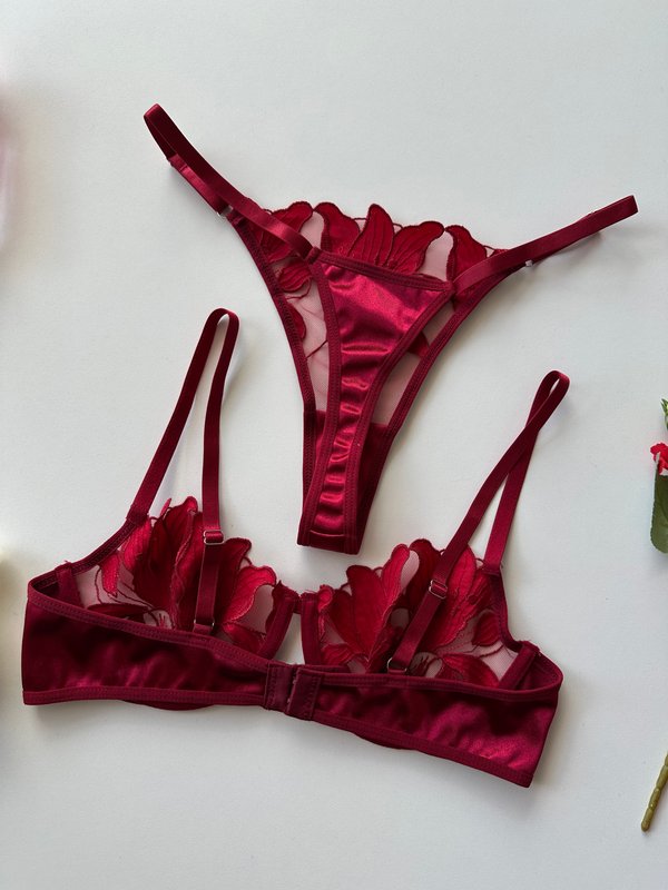 Conjunto Annie bordo 