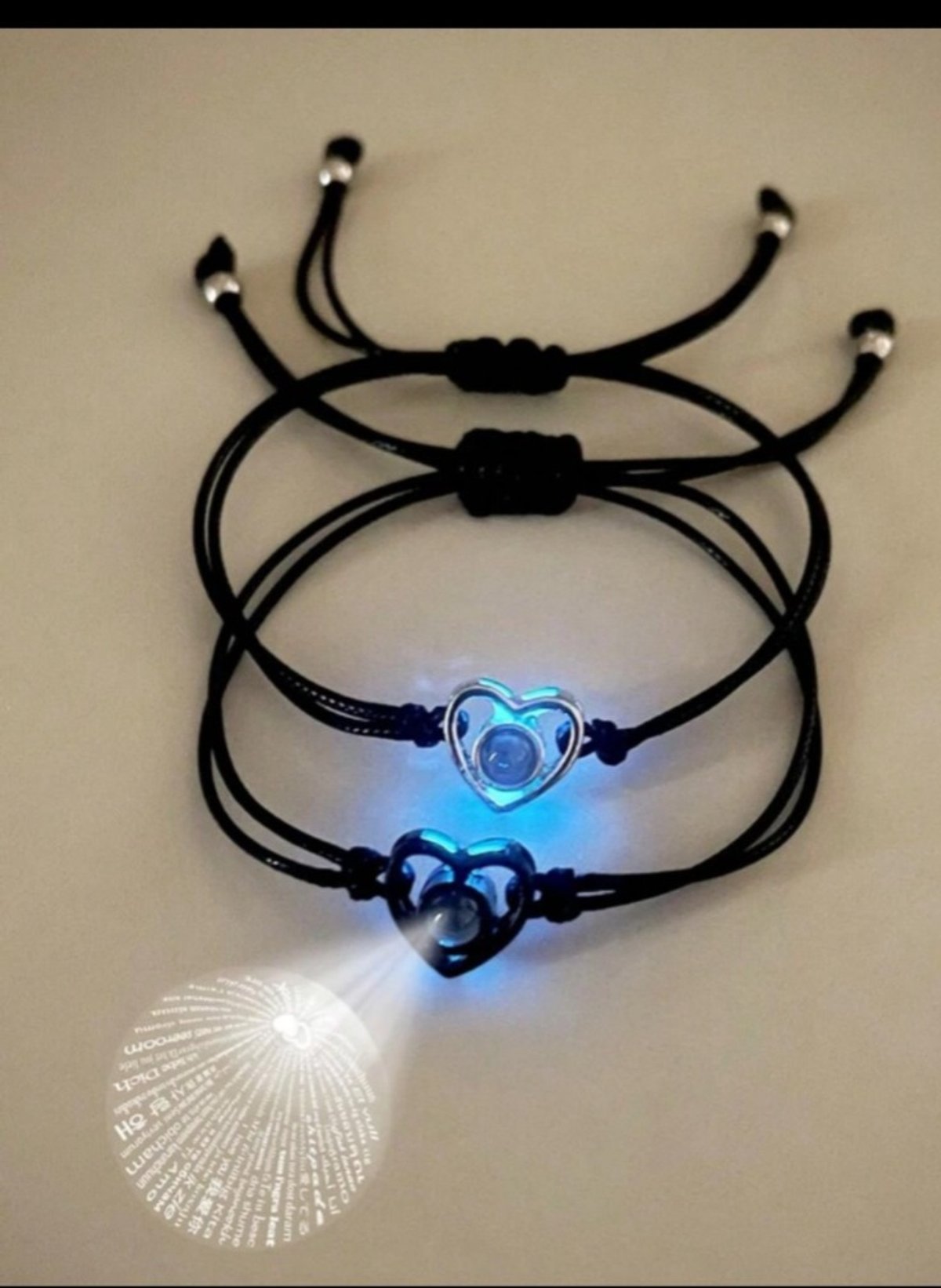 pulsera que proyecta te amo 100 idiomas - 2