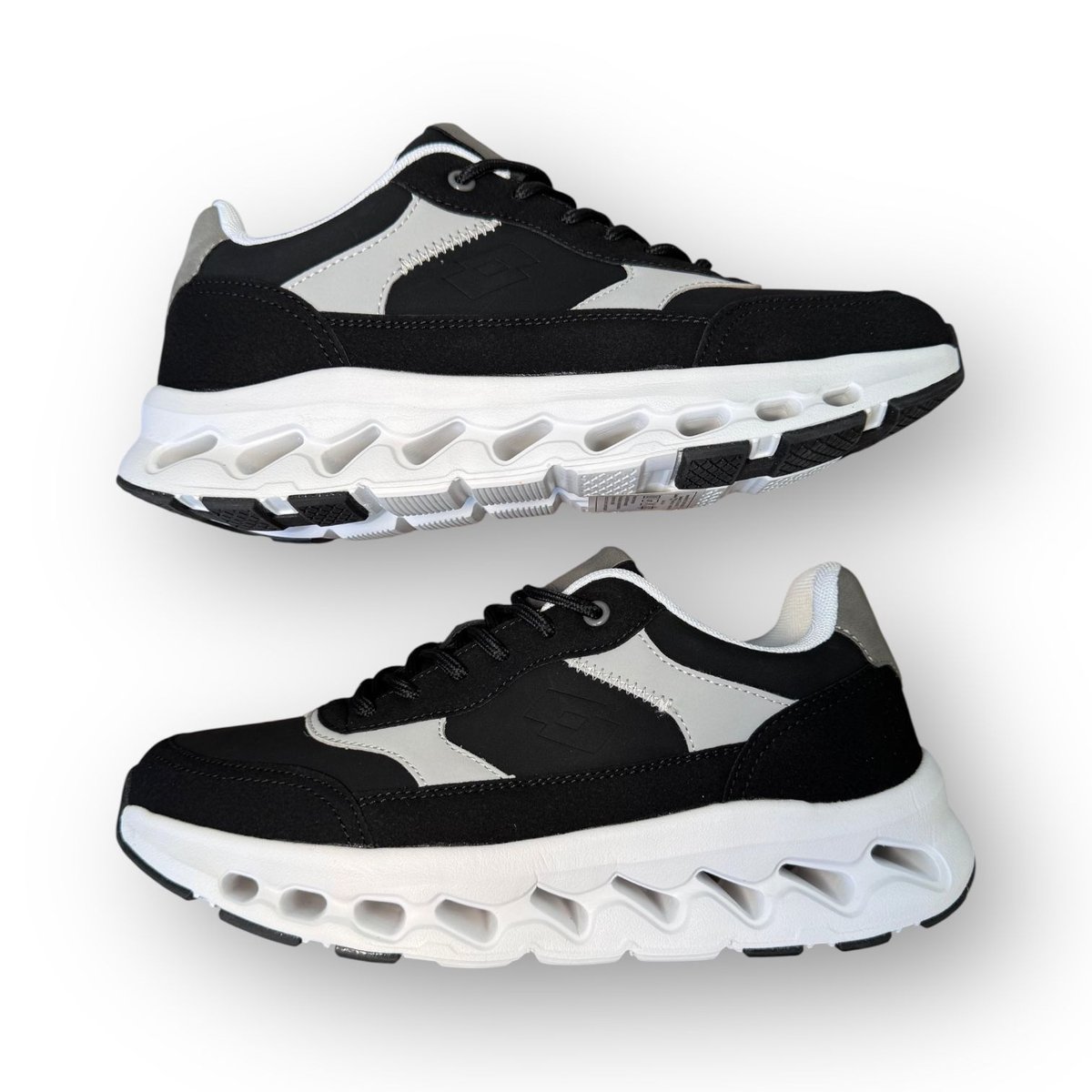 Calzado Lotto Trainer II - Negro  - 4