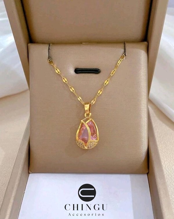 Gargantilla con dije de flor de tulipán