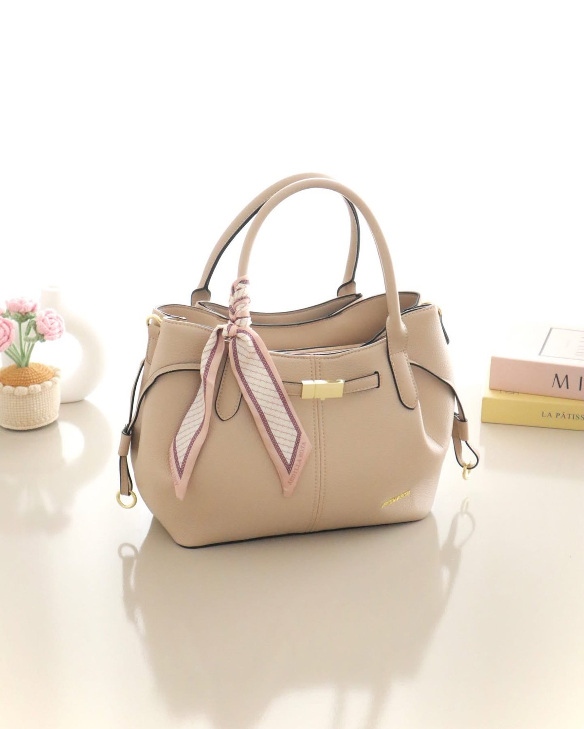 Hermosa cartera muy femenina 💅🏻y funcional 😍 - 2