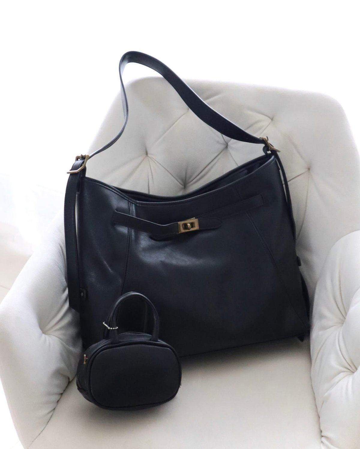 🍇Hermosa cartera ♥️ - 4