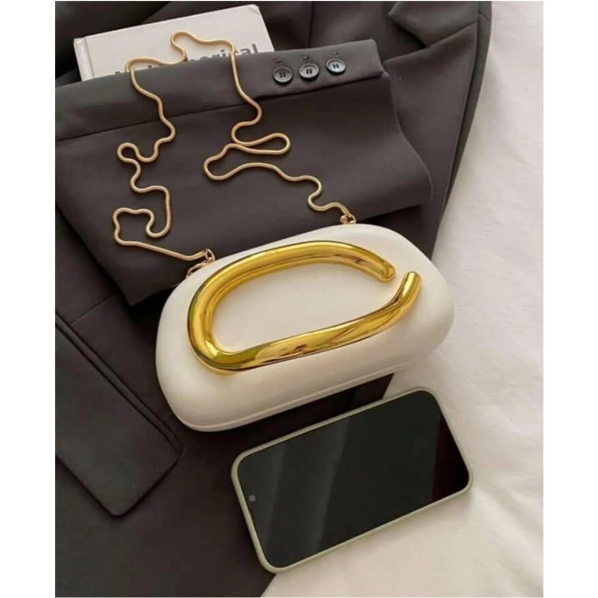 ♥️Una bandolera con mucho estilo 😍✨