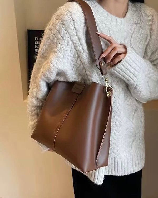 😍♥️ La bucket bag no te quedes sin la tuya🙌🏻