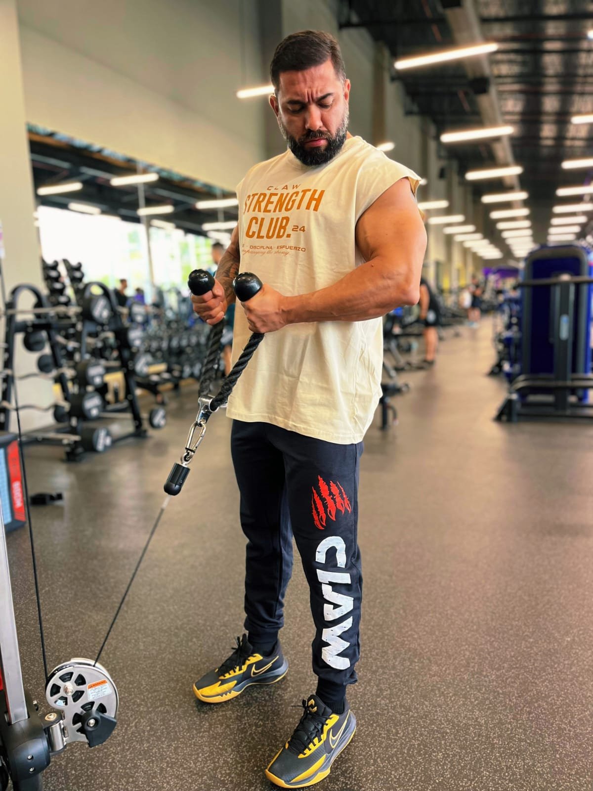 JOGGERS "CLAW EDITION" 