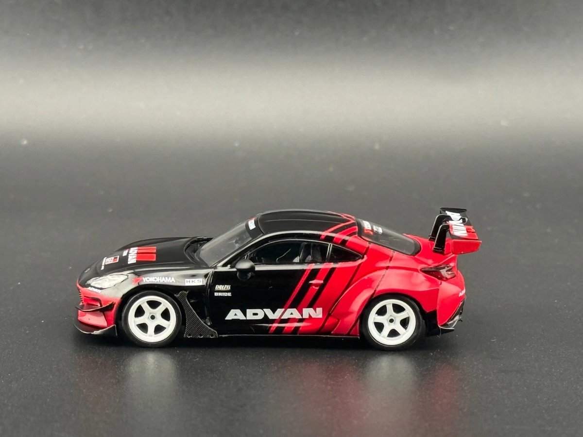 Toyota GR86 HKS TYPE R ADVAN - 4