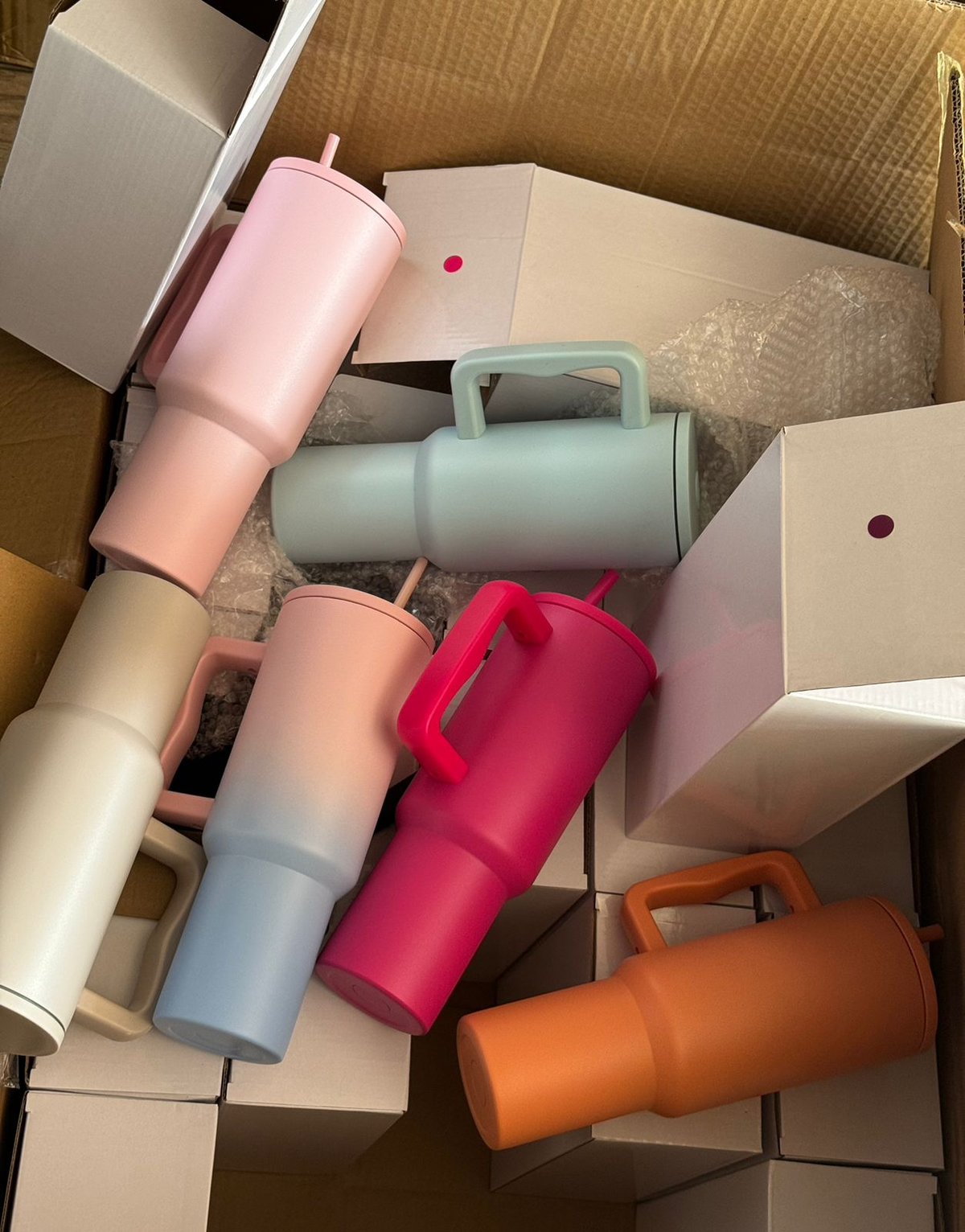 Termo de 1. 2 litros  Anti Derrame Con Pajita - 2