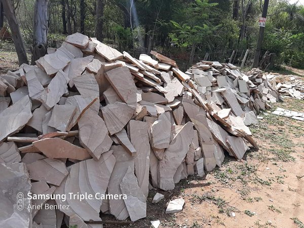 m2 de PIEDRA ROMPE CABEZA