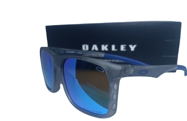 Oakley Grey Aqua