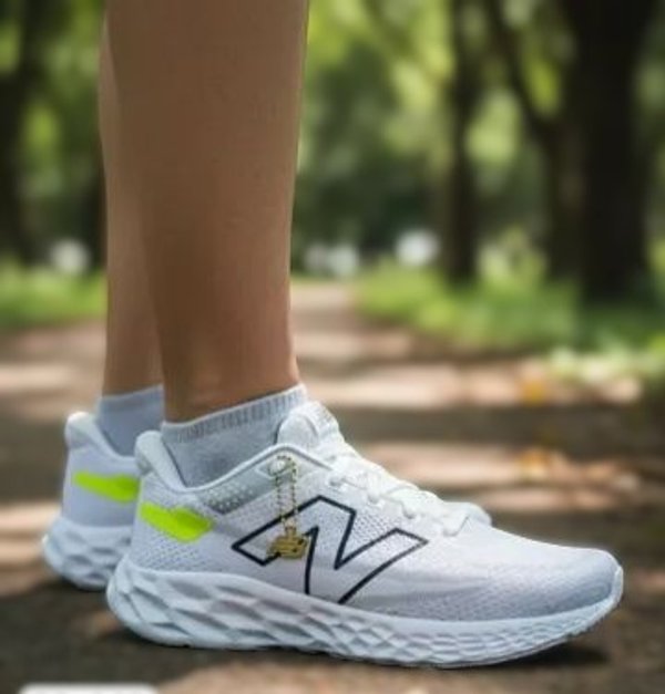 NEW BALANCE FRESH FORM