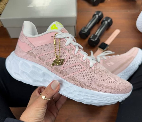 NEW BALANCE FRESH FORM