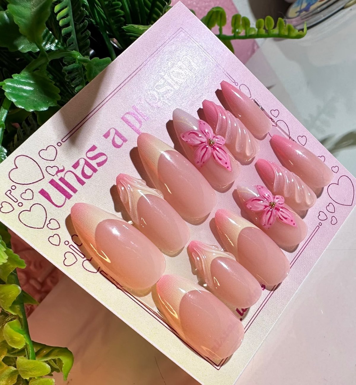 Francesitas amarillas con efecto aura en rosa y flores 3D – M100-23 - 2