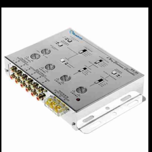 Procesador de Audio Automotriz Multicanal
