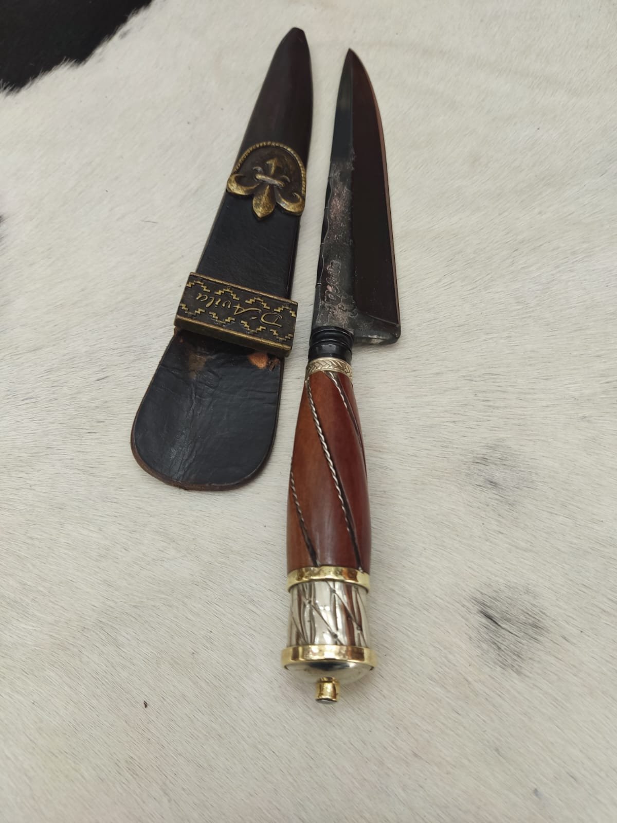 Cuchillo Artesanal Integral 8" - 2