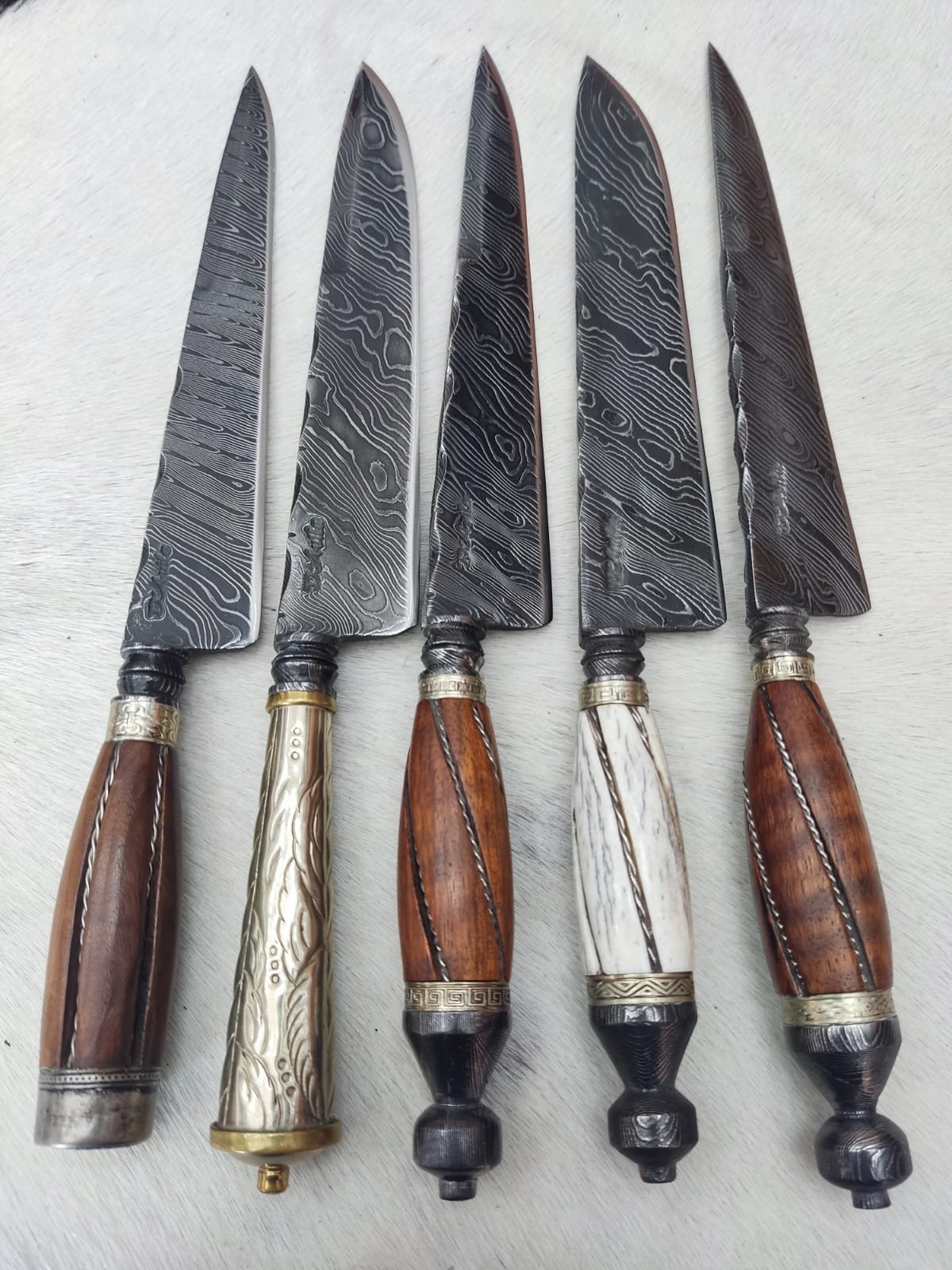 Cuchillo Artesanal Integral Damasco 8" - 6