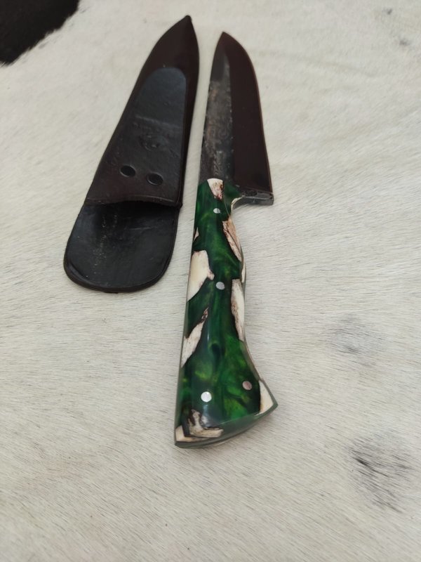 Cuchillo Artesanal Laminado 8"