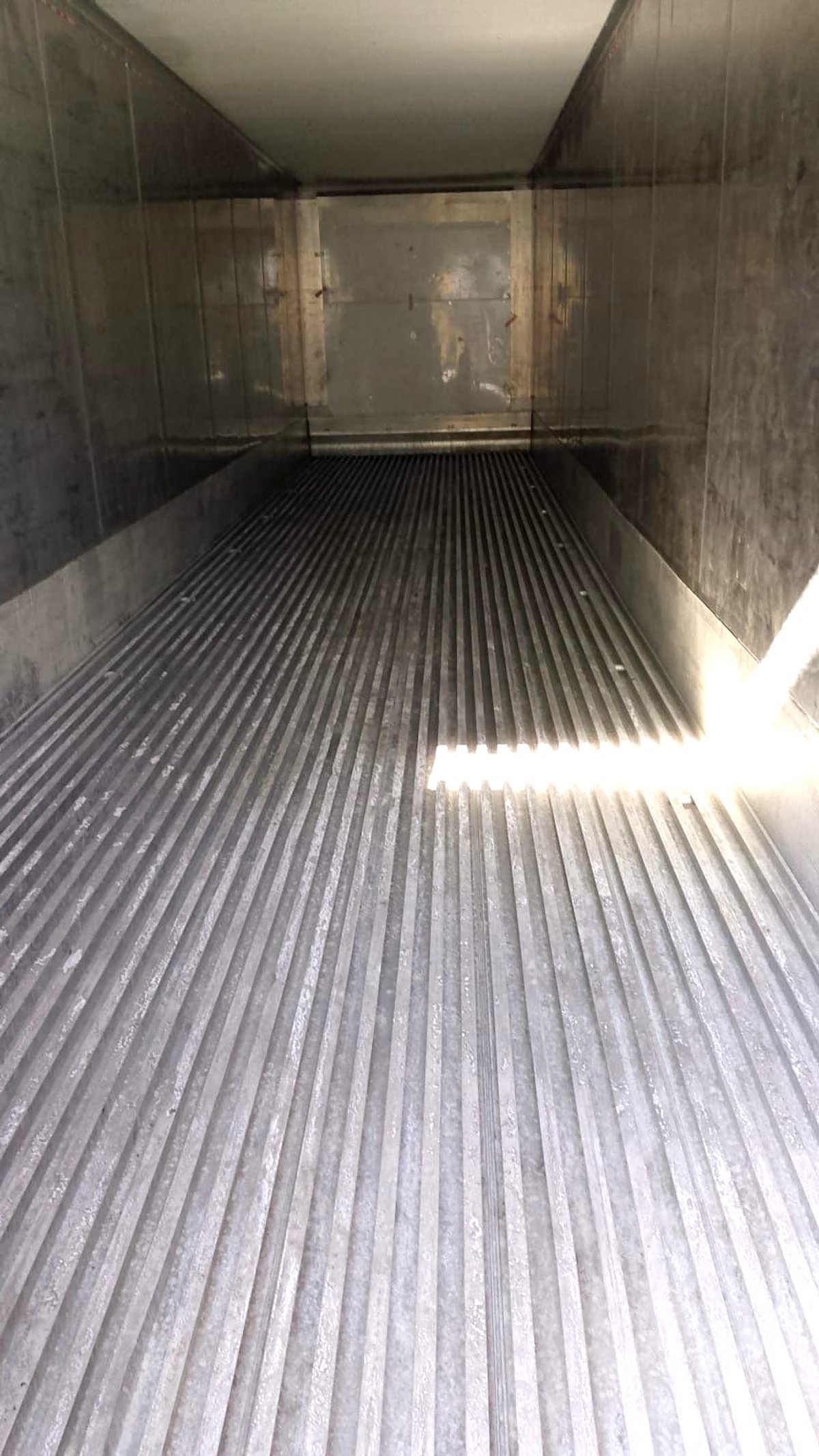 CONTENEDOR MARITIMO REEFER DE 40 PIES OPERATIVO - 5