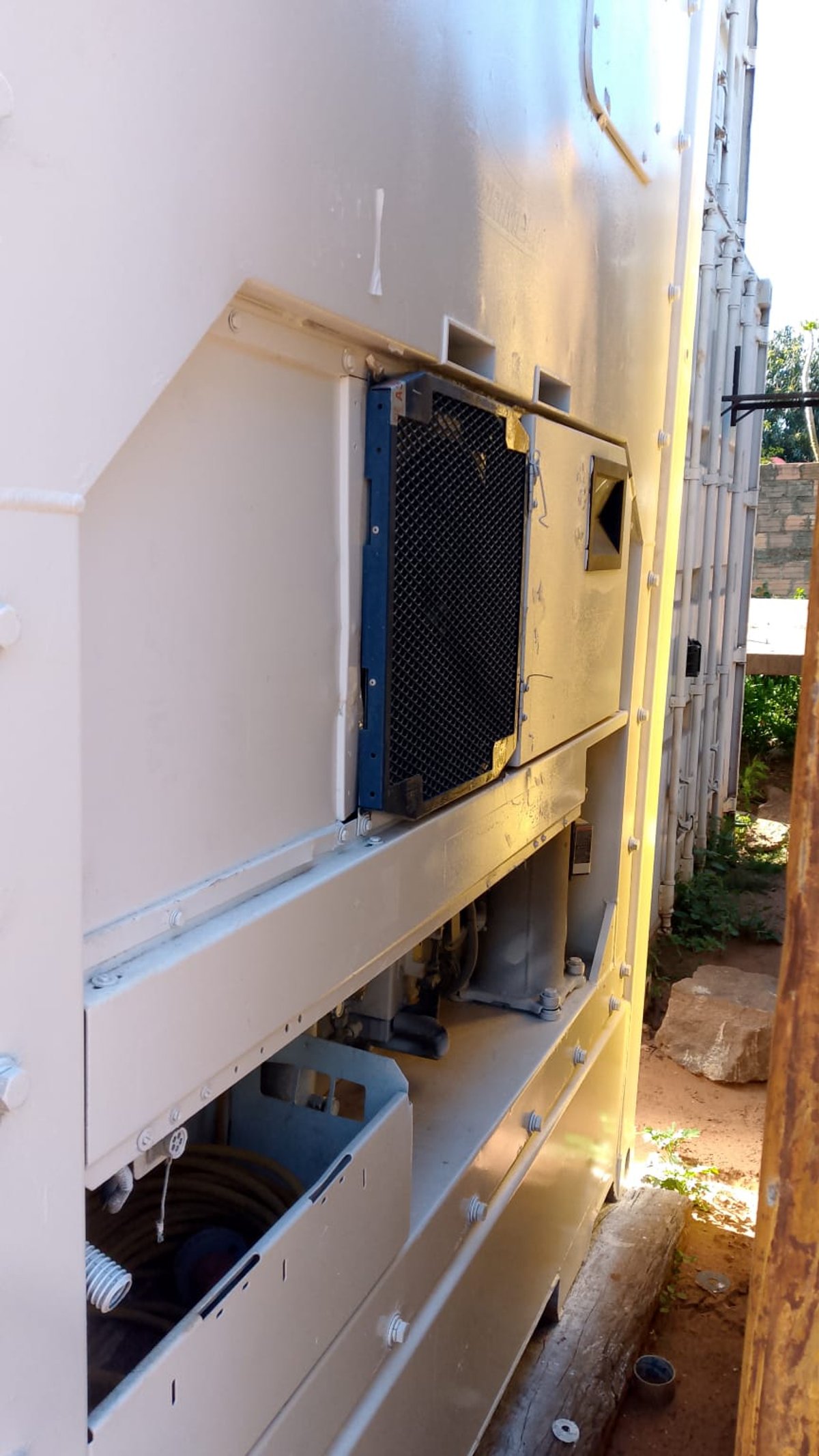 CONTENEDOR MARITIMO REEFER DE 40 PIES OPERATIVO - 4