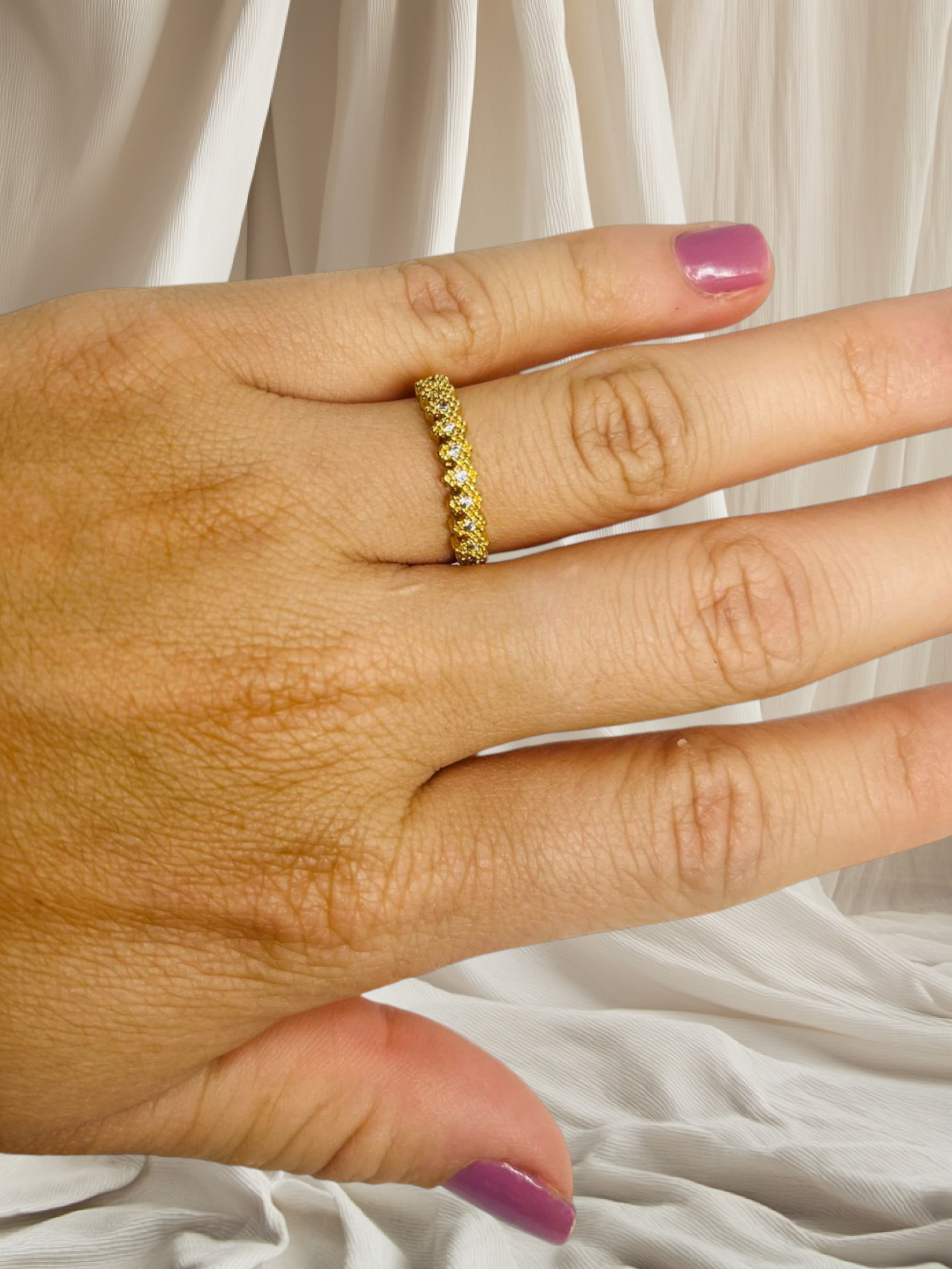 Anillo Bañado en Oro con Cristales