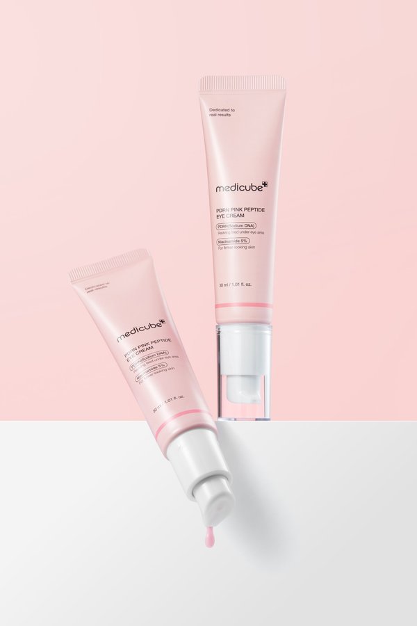PDRN PINK EYE CREMA 30 ml  - Medicube   