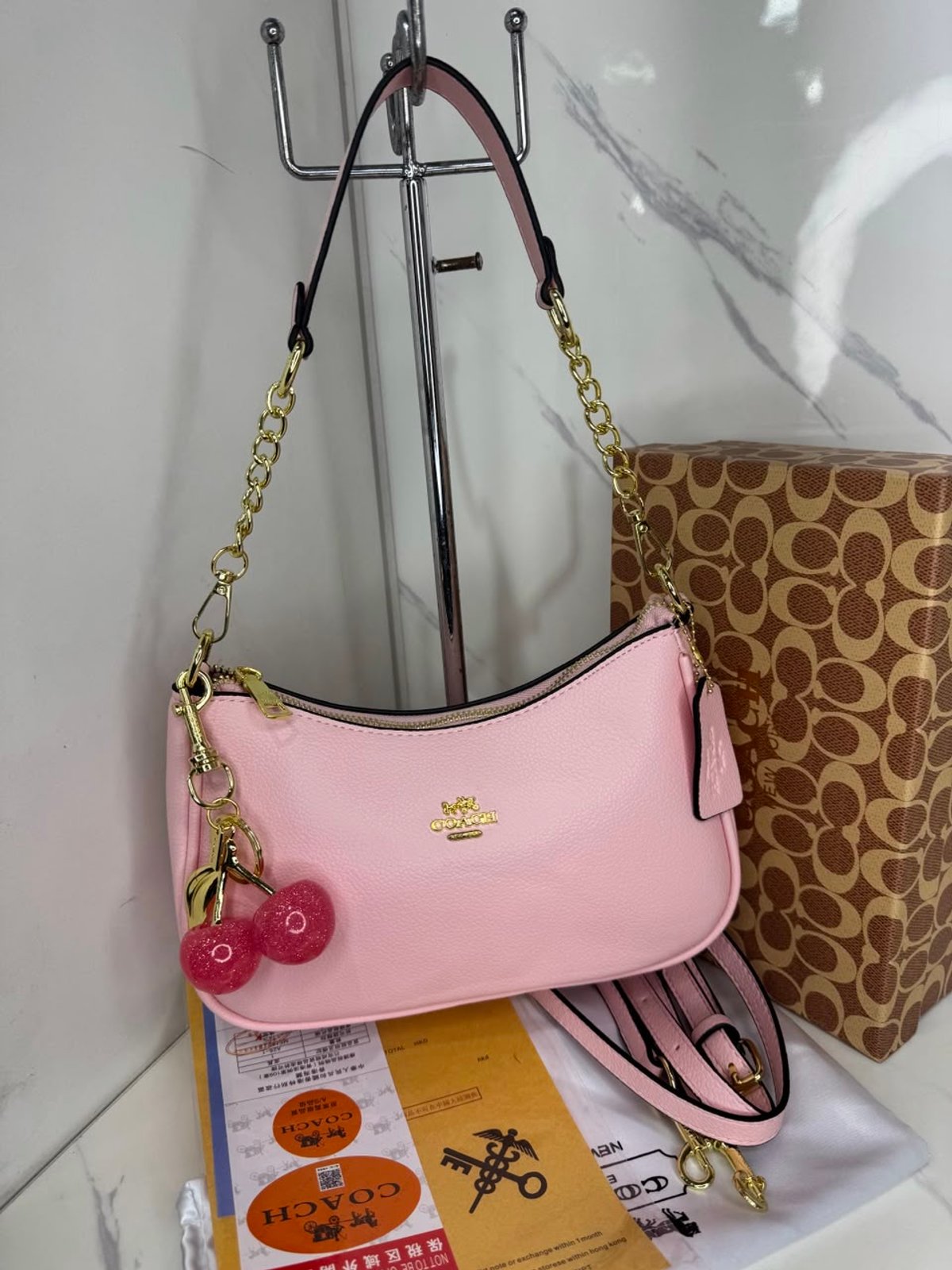 Coach  - 4