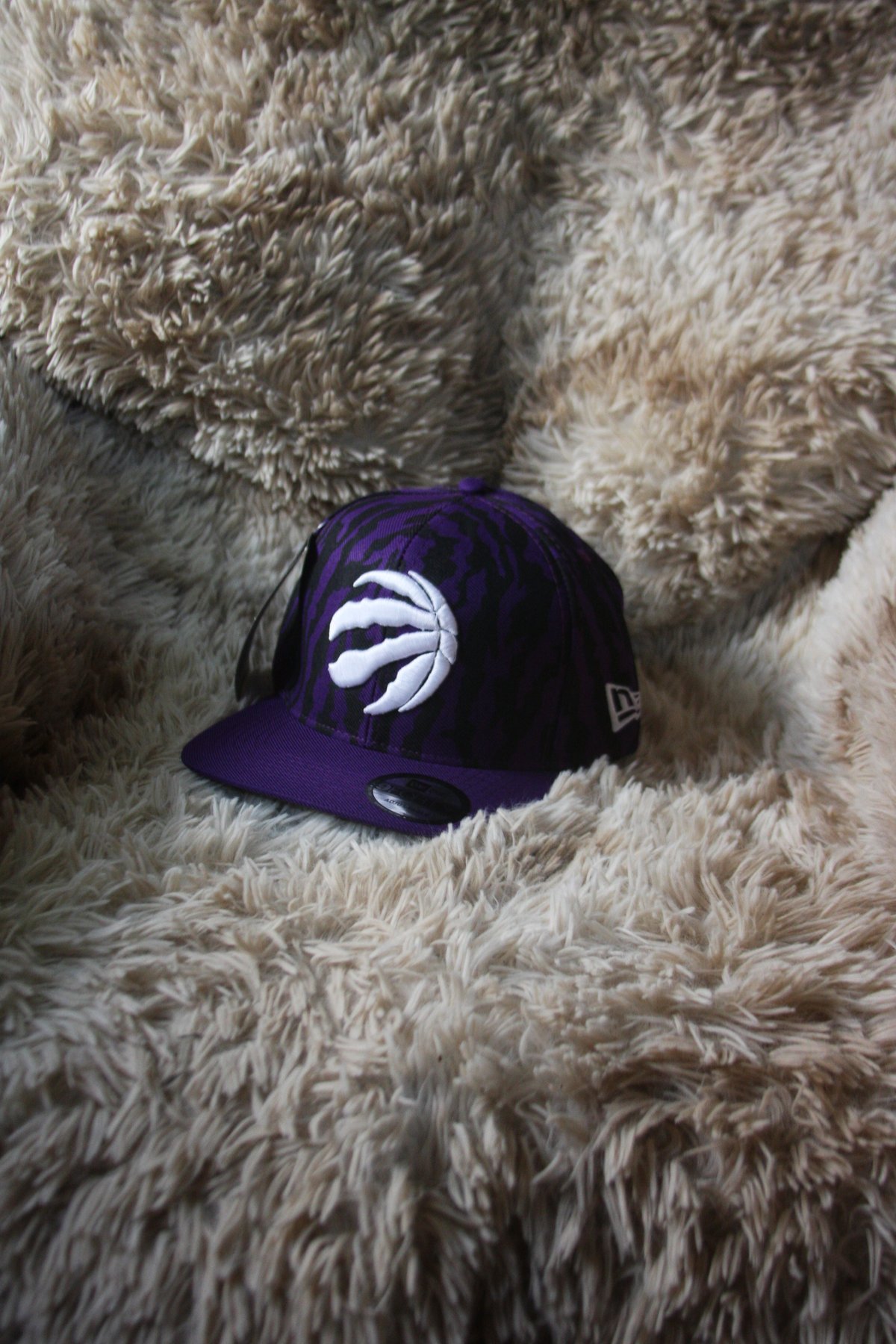 Gorra Toronto Raptors – New Era 9Fifty (Morada/Negro)