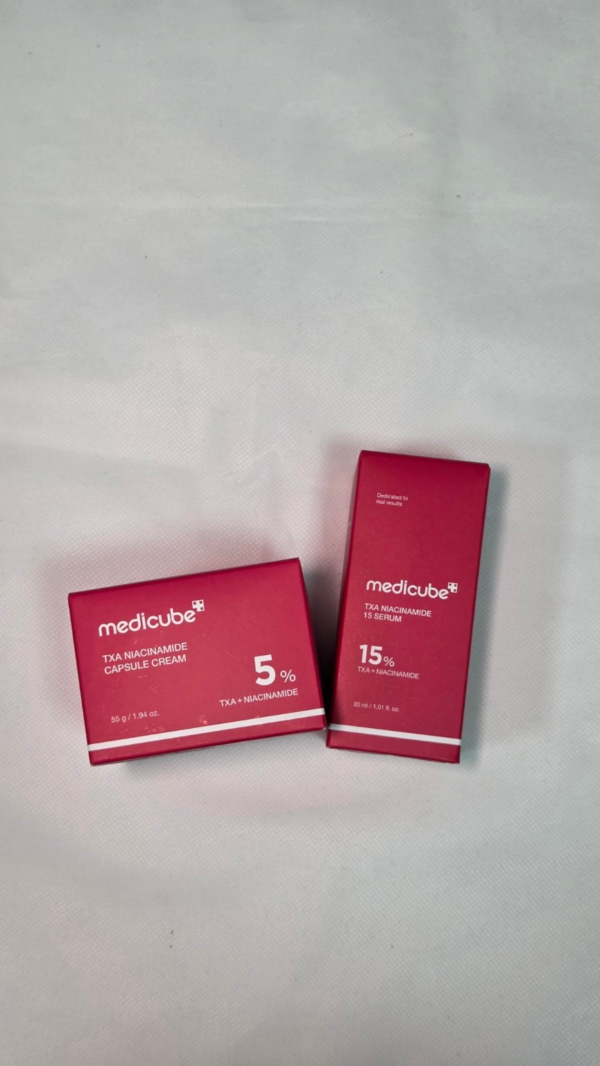 Kit para Manchas: Medicube TXA Niacinamide